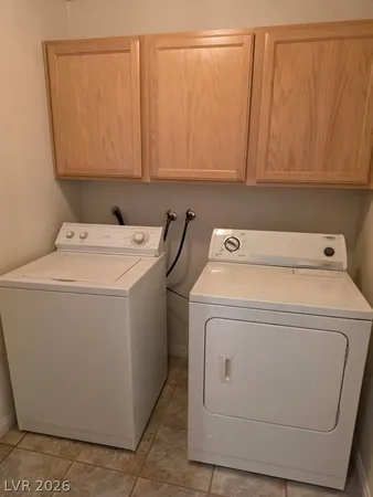 $2,500 | 6912 Green Island Avenue, Las Vegas, NV 89149