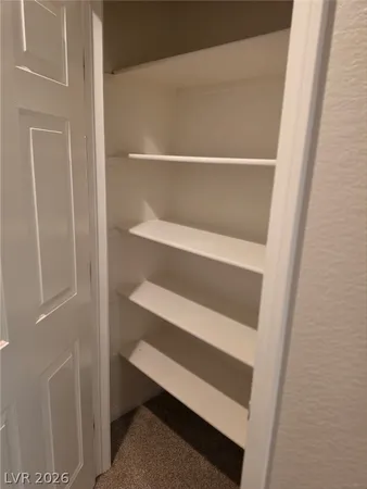 $2,500 | 6912 Green Island Avenue, Las Vegas, NV 89149