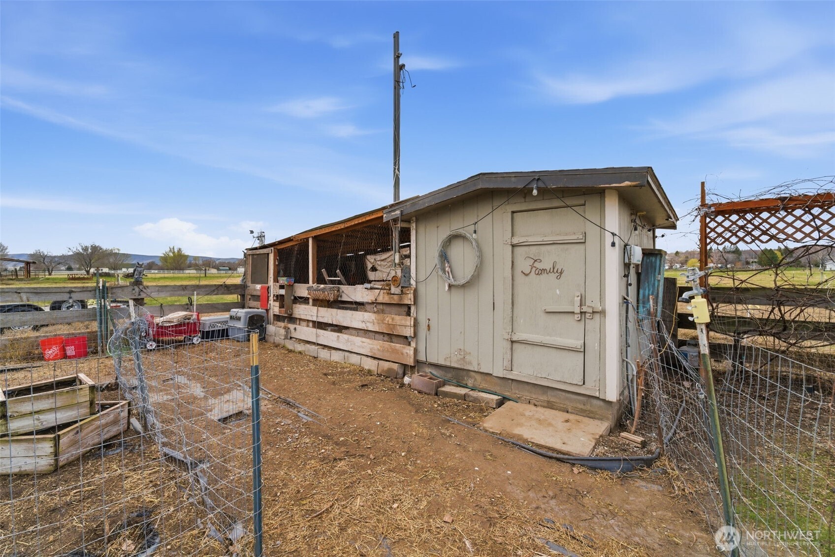 5603 Hamilton Road Benton City, WA 99320 - Photo 28 of 36 Gallery Image 28