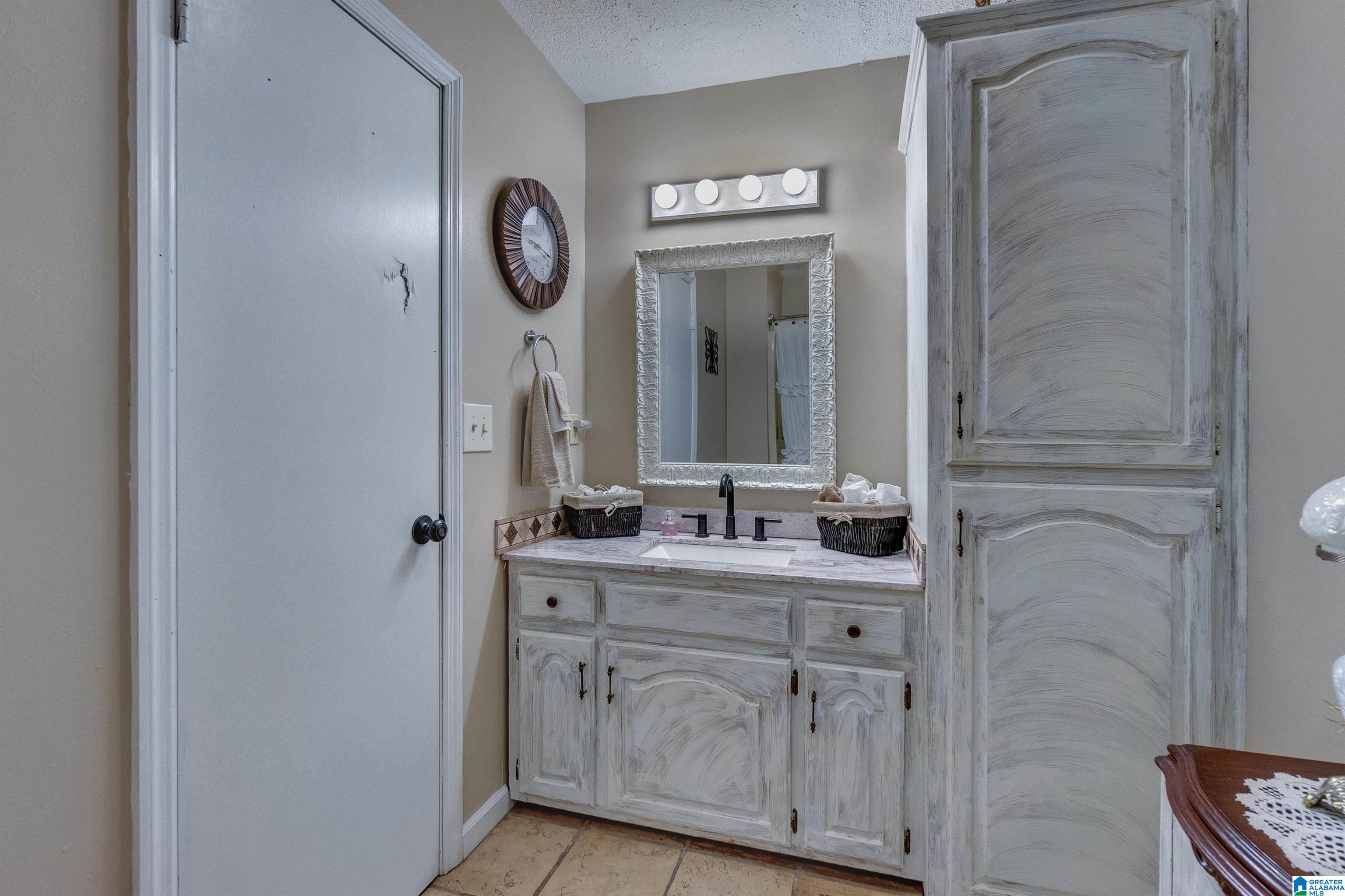 2294 County Road 203 Jemison, AL 35085 - Photo 24 of 69