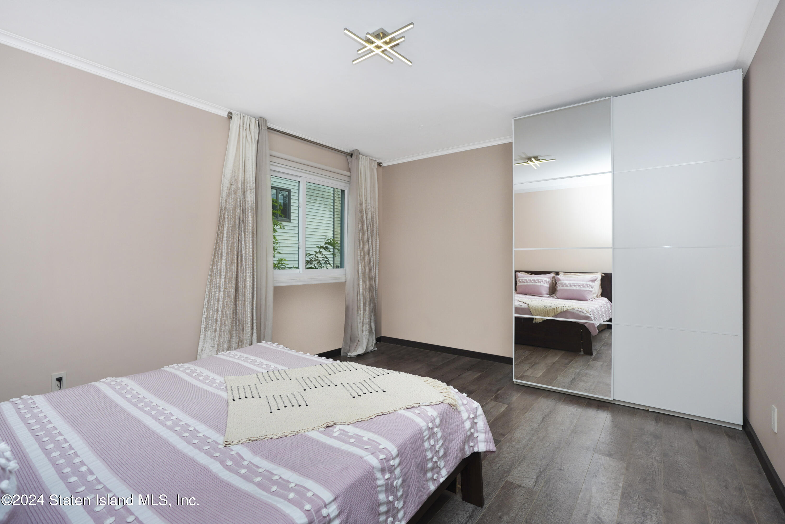 3747 Amboy Road, Unit 6B Staten Island, NY 10308 - Photo 21 of 23 (22) BEDROOM