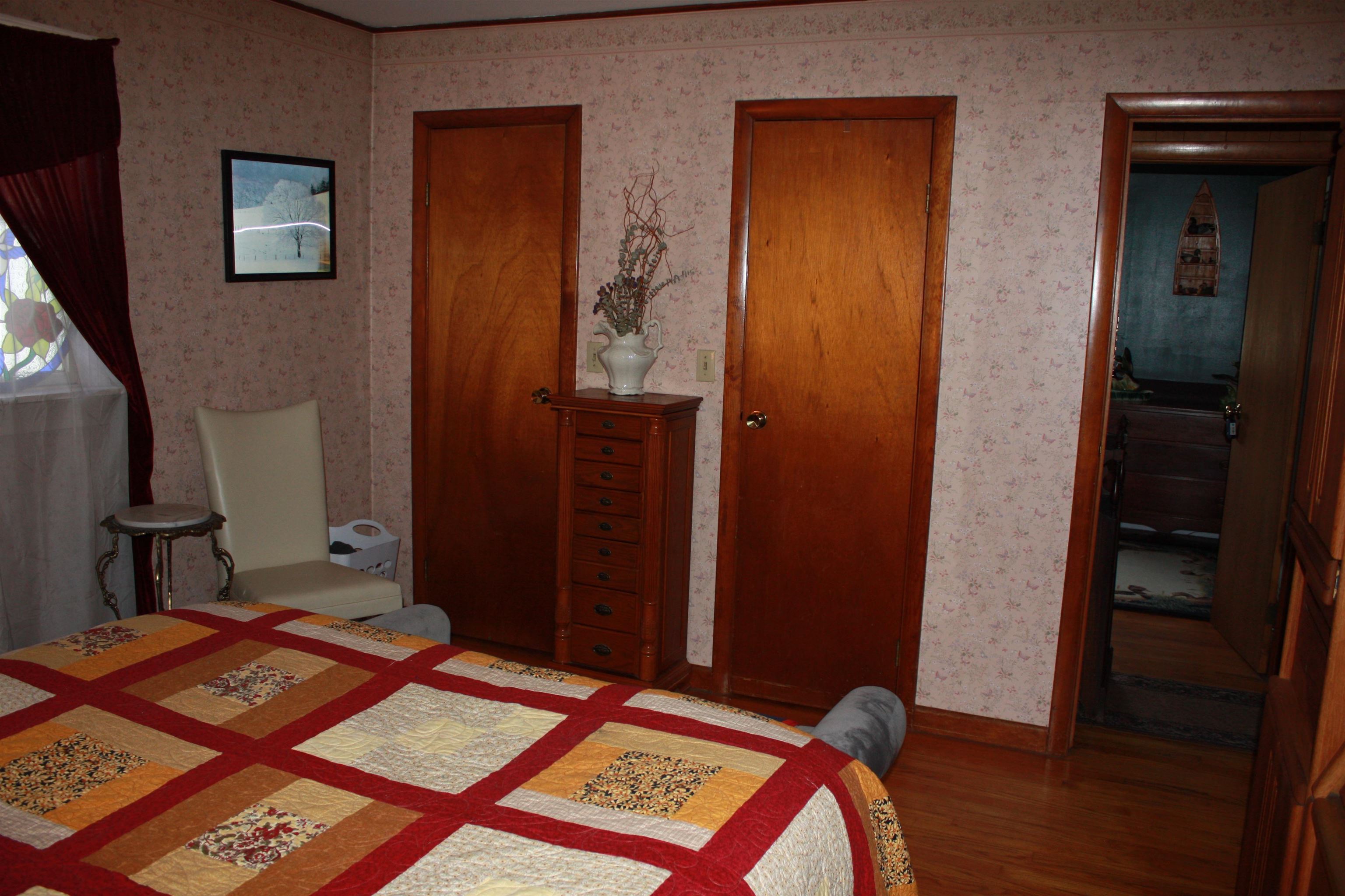 2549 South Lincoln Road Lincoln, VT 05443 - Photo 18 of 40