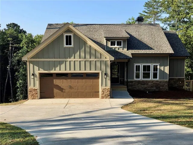 $489,900 | 113 Chickasaw Drive, Waleska, GA 30183