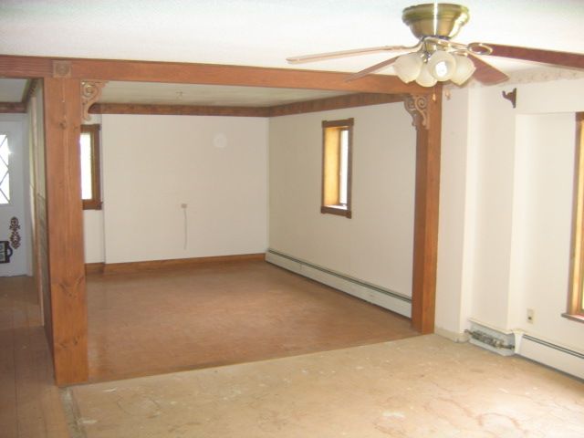 5821 Kilgore Road Croswell, MI 48422 - Photo 5 of 18 31057133-4.JPG
