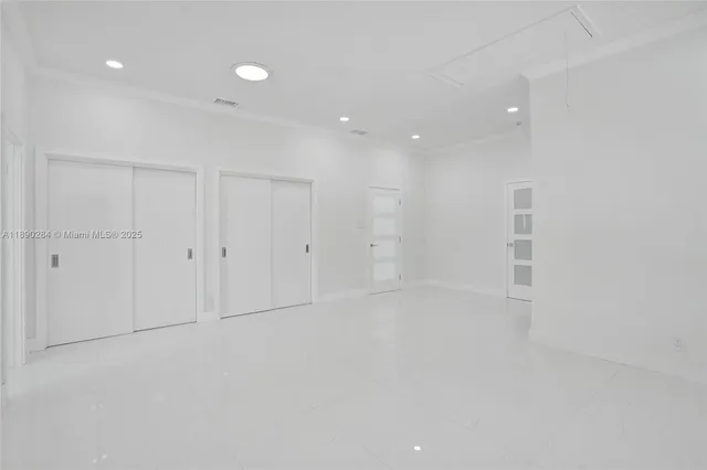 a view of empty room