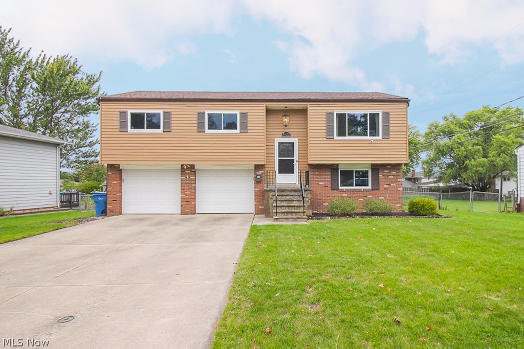 7622 Roeper Road Parma, OH 44134 - Photo 1 of 33
