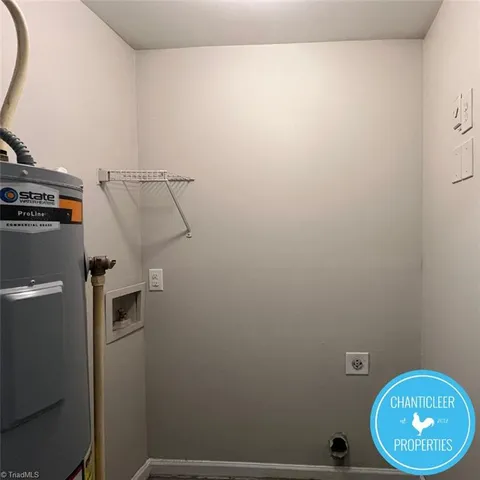 $995 | 1041 West Barton Street, Unit E, Greensboro, NC 27407