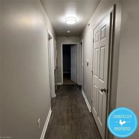 $995 | 1041 West Barton Street, Unit E, Greensboro, NC 27407