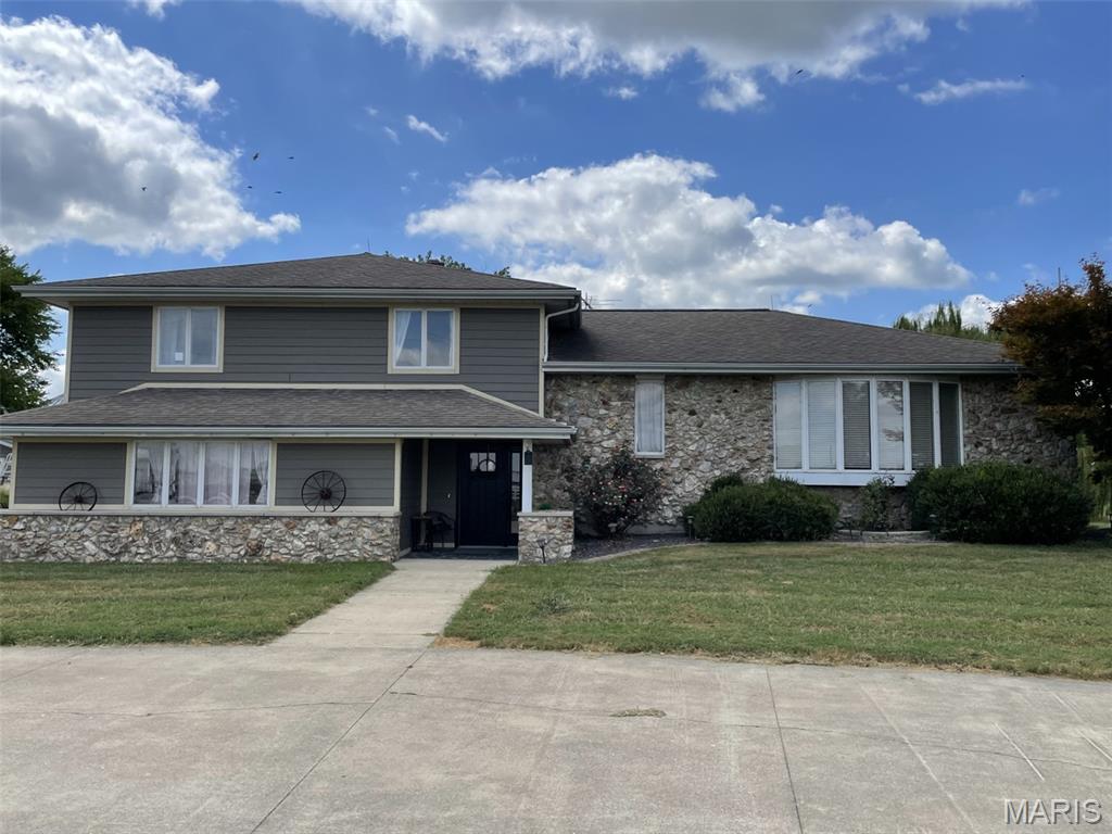 14119 St Rose Road Breese, IL 62230 - Photo 1 of 52