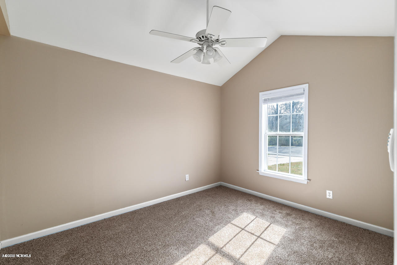 205 Hominy Court Hubert, NC 28539 - Photo 18 of 32 18