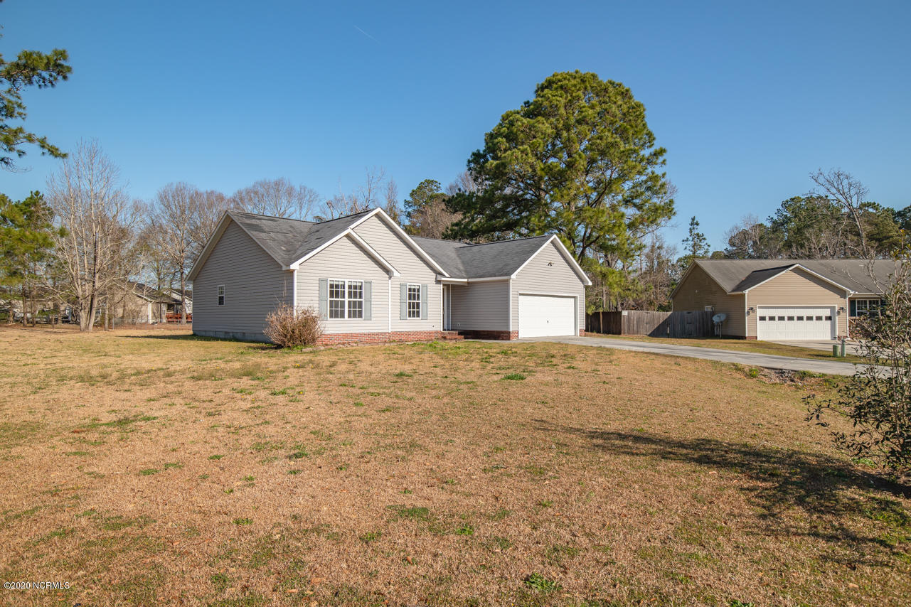 205 Hominy Court Hubert, NC 28539 - Photo 4 of 32 4