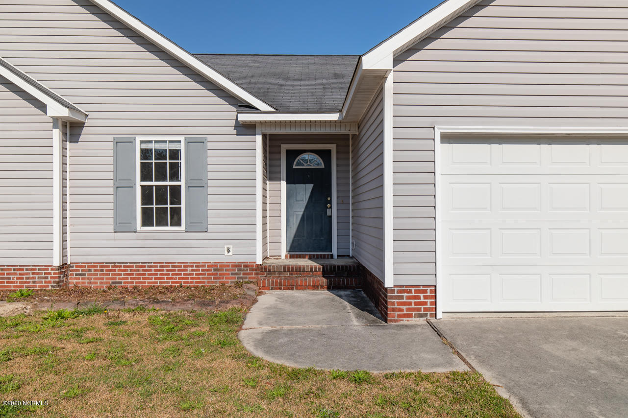 205 Hominy Court Hubert, NC 28539 - Photo 5 of 32 5