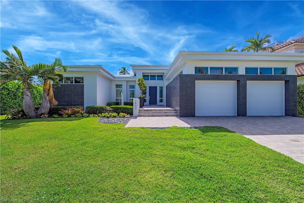 1807 Snook Drive Naples, FL 34102 - Photo 22 of 29