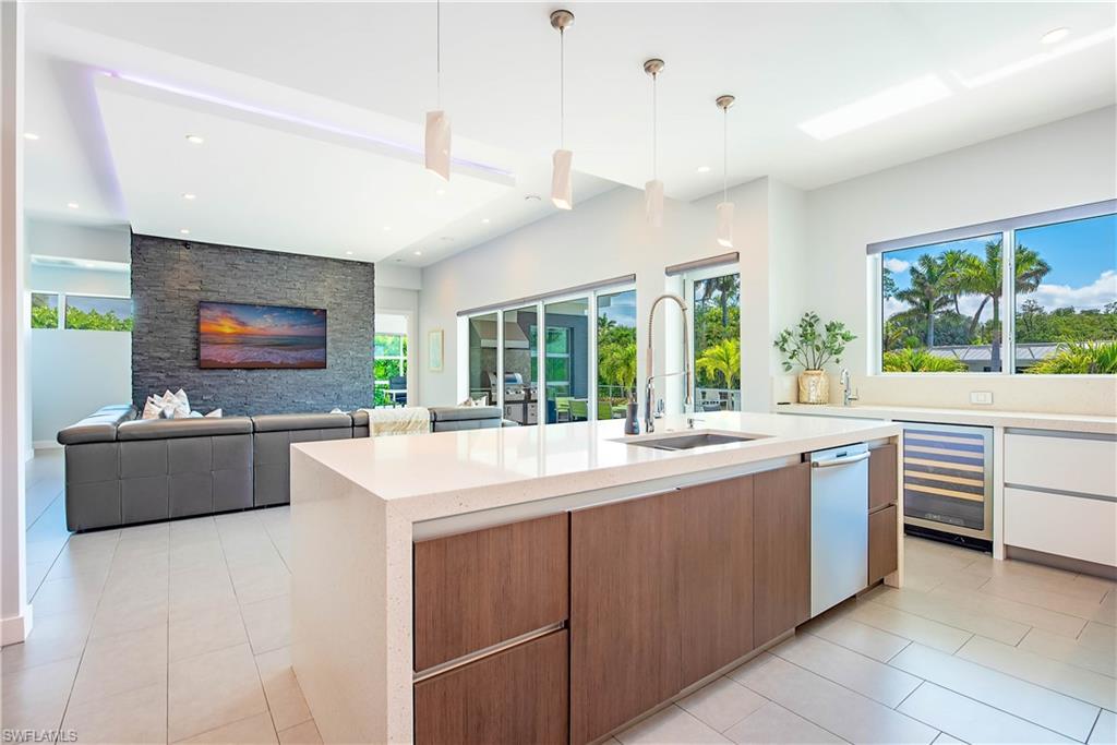 1807 Snook Drive Naples, FL 34102 - Photo 4 of 29