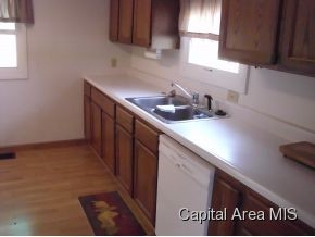 225 Circle Springfield Il 62703 Springfield, IL 62703 - Photo 5 of 14