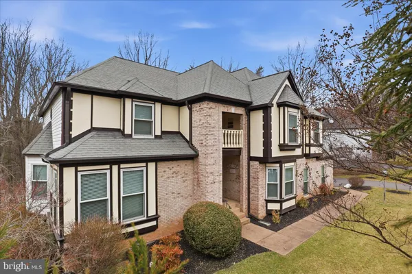 $1,200,000 | 11668 Gilman Lane, Herndon, VA 20170