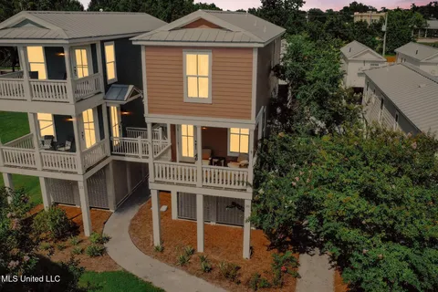 $315,000 | 215 East 2nd Street, Unit 26C, Pass Christian, MS 39571