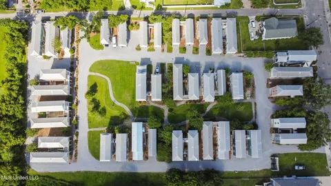 $315,000 | 215 East 2nd Street, Unit 26C, Pass Christian, MS 39571