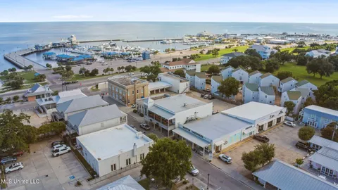 $315,000 | 215 East 2nd Street, Unit 26C, Pass Christian, MS 39571