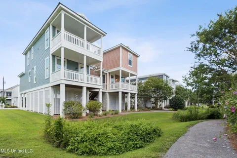 $315,000 | 215 East 2nd Street, Unit 26C, Pass Christian, MS 39571