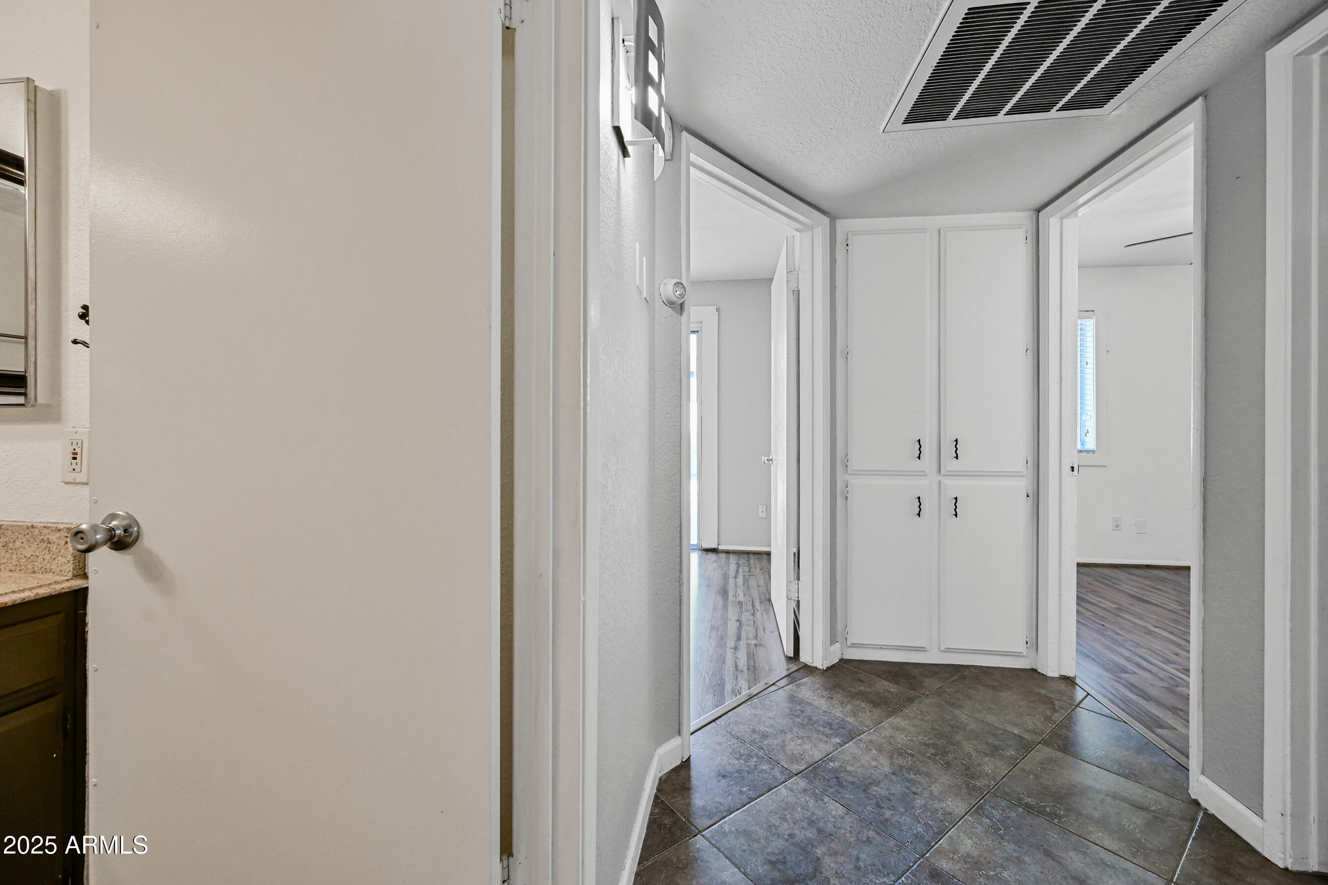 5558 West Cortez Street Glendale, AZ 85304 - Photo 22 of 34