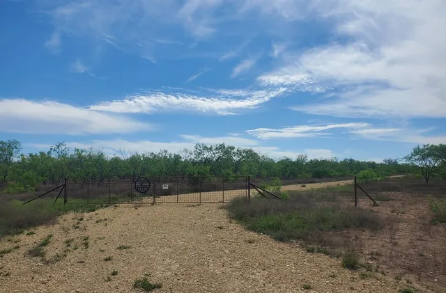 $290,655 | 524 South Trap Road, Unit MULT, Fort McKavett, TX 76841
