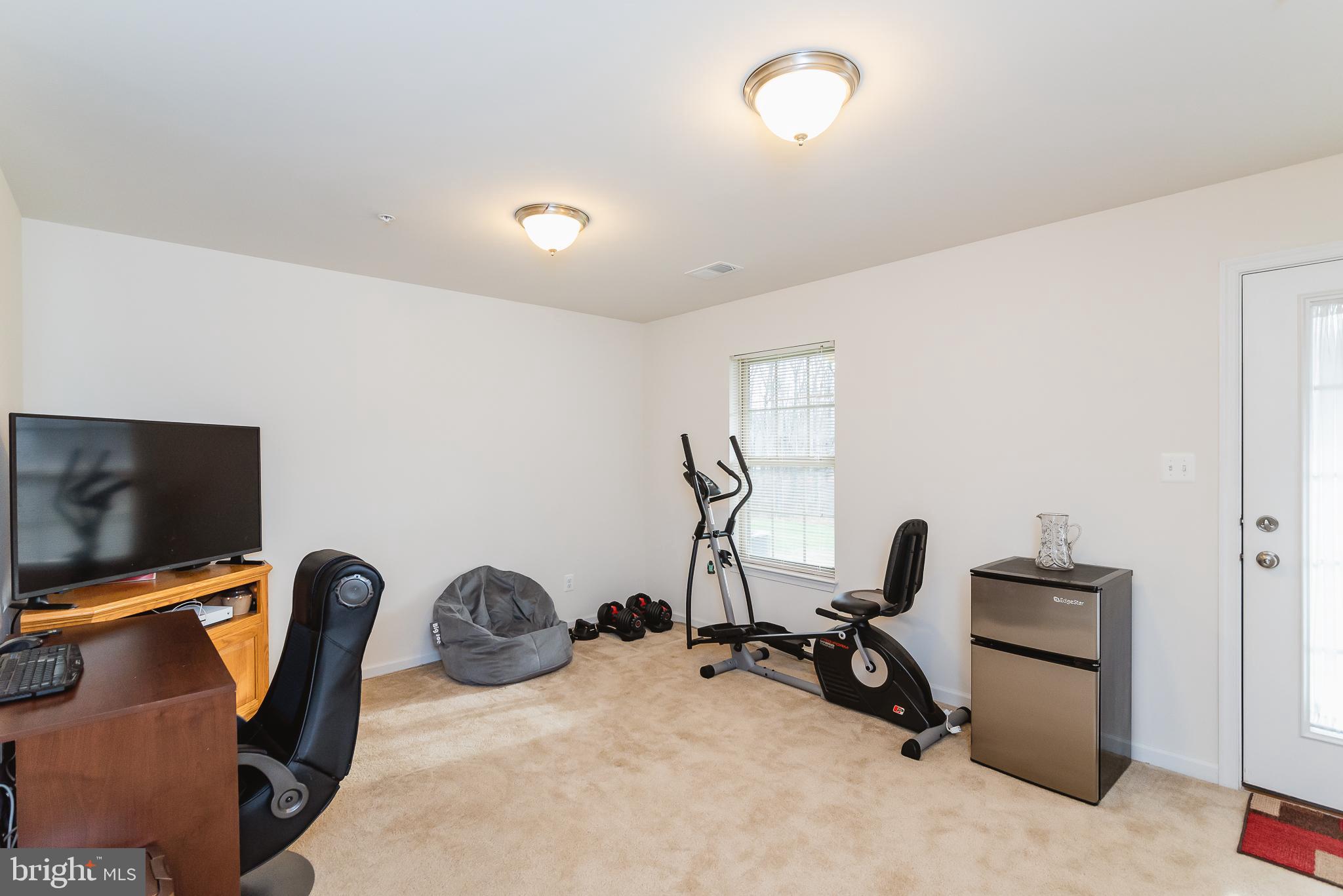9944 Ravenhurst Road Middle River, MD 21220 - Photo 7 of 47 Gallery Image 7