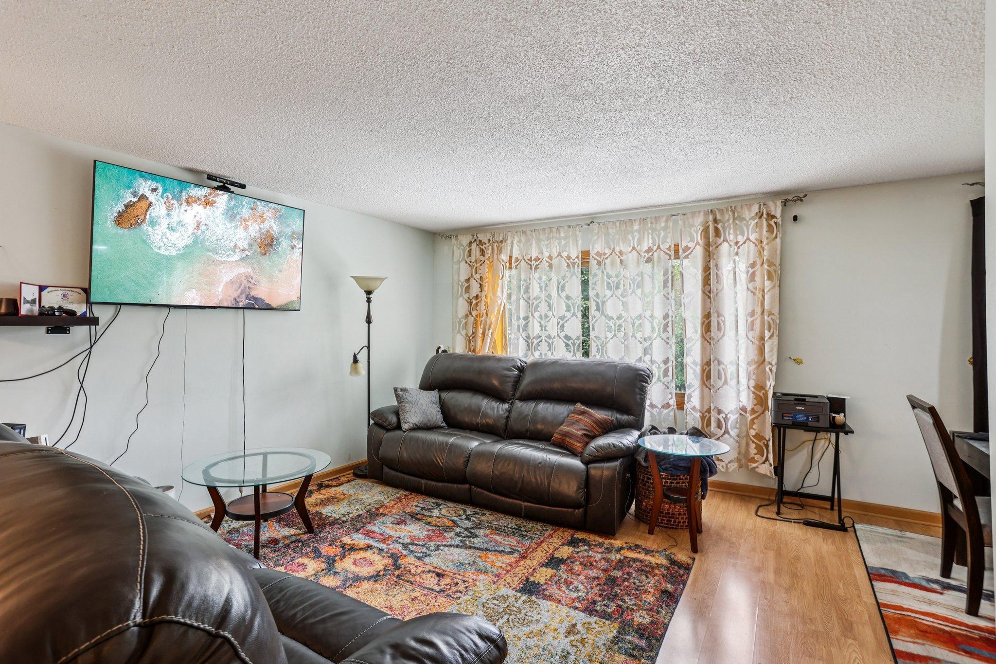 9205 29th Avenue North New Hope, MN 55427 - Photo 2 of 20