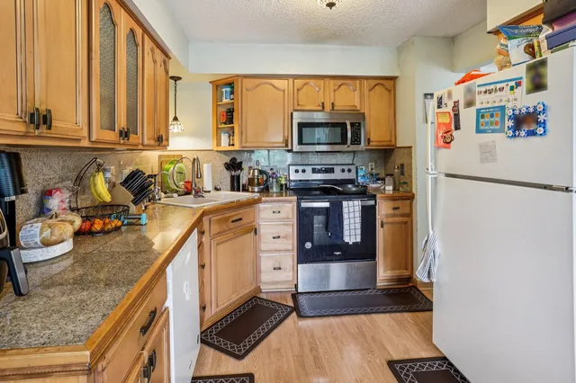 $280,000 | 9205 29th Avenue North, New Hope, MN 55427