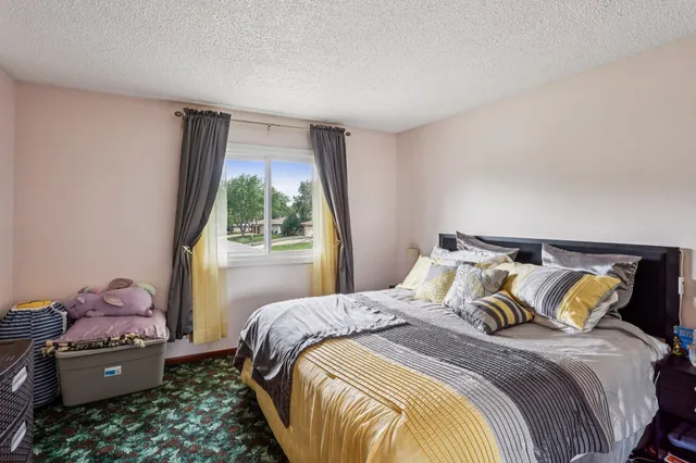 $280,000 | 9205 29th Avenue North, New Hope, MN 55427