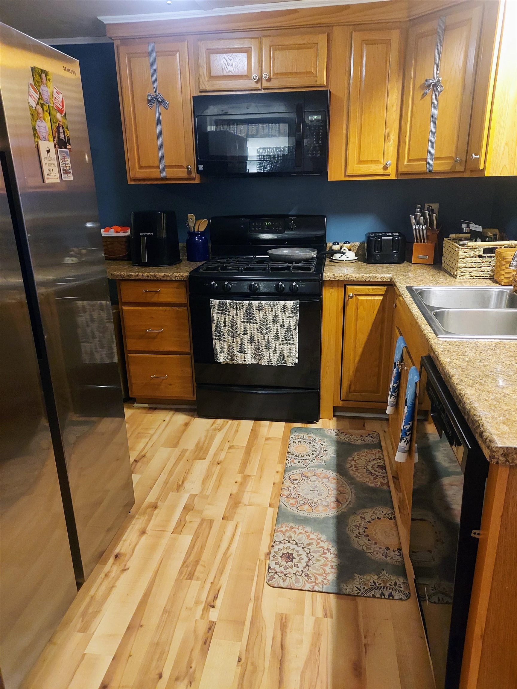 819 Eastside Road North Woodstock, NH 03262 - Photo 12 of 38