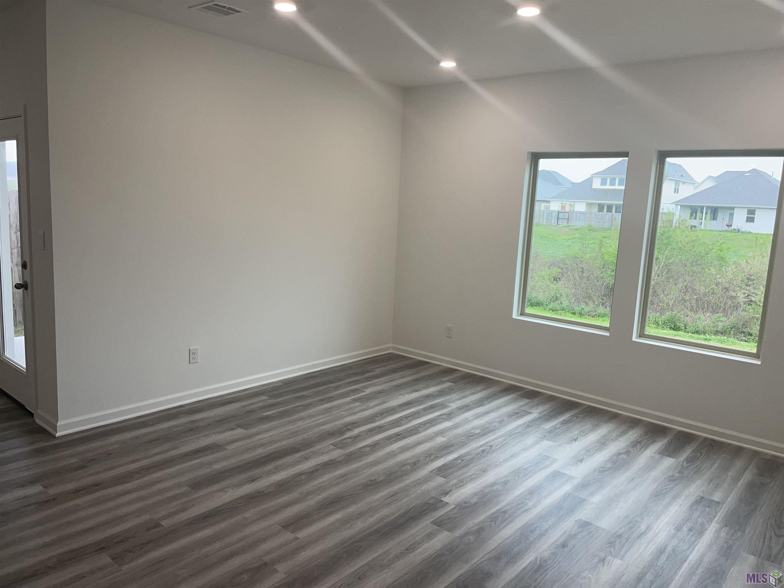 4408 Napa Way St. George, LA 70817 - Photo 5 of 10