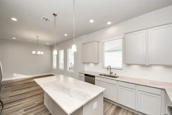 $2,500 | 1907 Lonestar Brook Lane, Houston, TX 77080