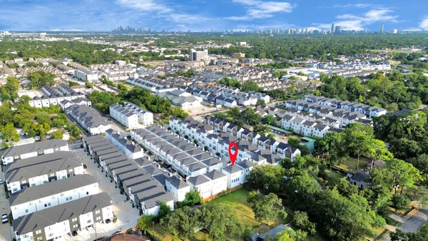 $2,500 | 1907 Lonestar Brook Lane, Houston, TX 77080