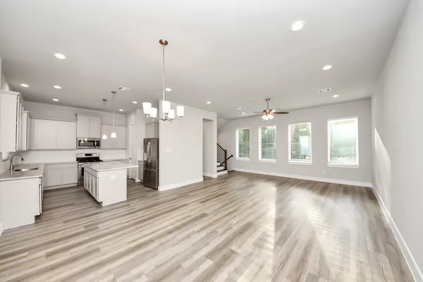 $2,500 | 1907 Lonestar Brook Lane, Houston, TX 77080