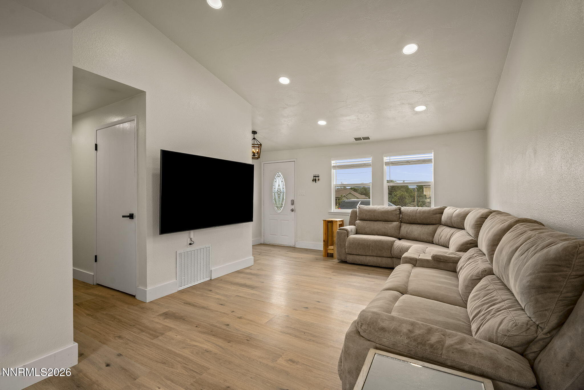 2424 Cartwright Road Reno, NV 89521 - Photo 4 of 37 13-web-or-mls-_DSC0578