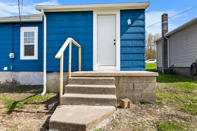 $150,000 | 1204 North Perry Street, Attica, IN 47918