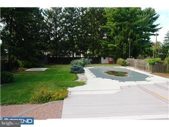 364 Edinburg Road Hamilton, NJ 08619 - Photo 8 of 8 Exterior Back