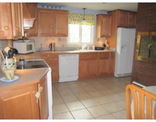 15 Albamont Road Winchester, MA 01890 - Photo 5 of 15 Gallery Image 5