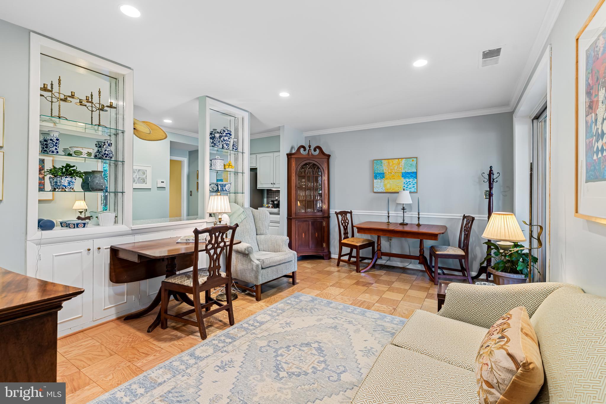 1 Cross Keys Road, Unit 1A Baltimore, MD 21210 - Photo 12 of 52 Iconic Cross Keys parquet flrs & custom built-ins.