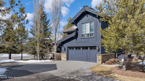 $1,995,500 | 735 Jasmine Avenue, Driggs, ID 83422