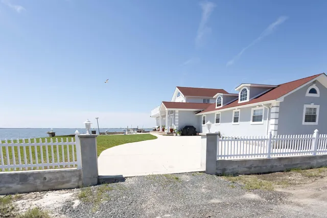 a view of a house with a outdoor space