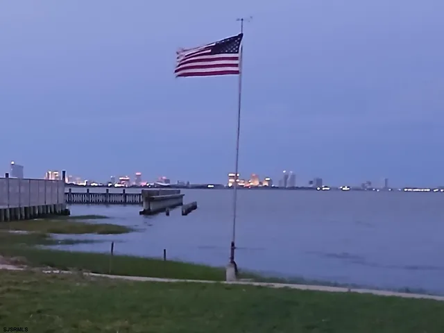 $949,000 | 333 Oakland Avenue, Pleasantville, NJ 08232