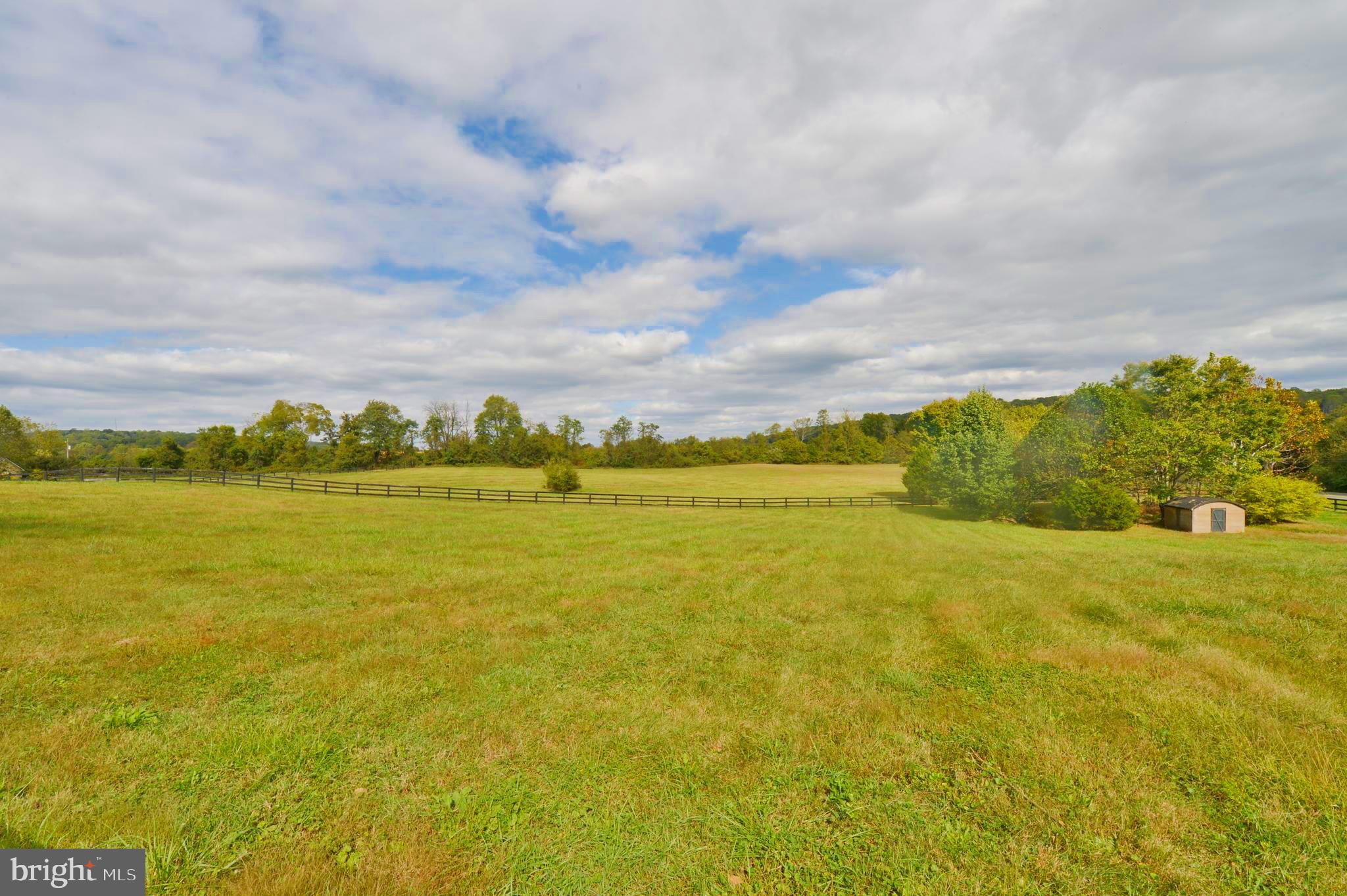 8478 Springs Road Warrenton, VA 20186 - Photo 40 of 45 Paddock/open field