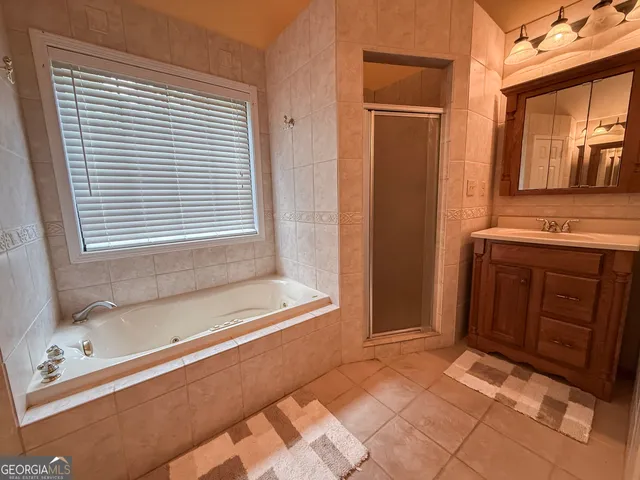 $895,000 | 81 Mariners Drive Northeast, Milledgeville, GA 31061