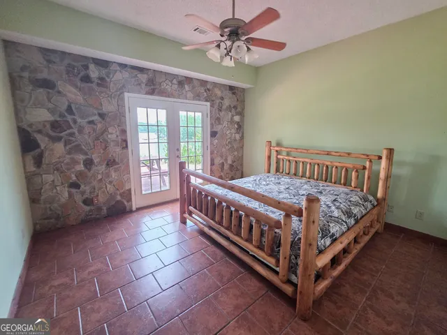 $895,000 | 81 Mariners Drive Northeast, Milledgeville, GA 31061