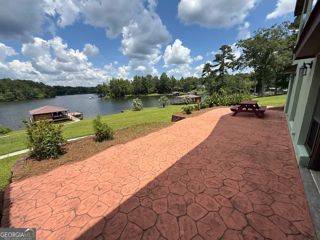 $895,000 | 81 Mariners Drive Northeast, Milledgeville, GA 31061