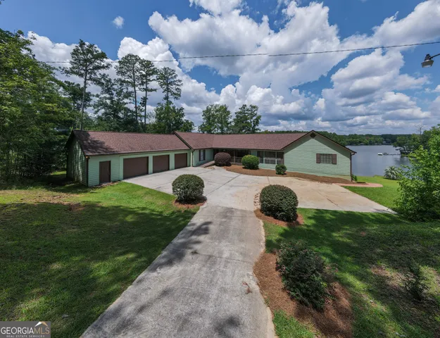 $895,000 | 81 Mariners Drive Northeast, Milledgeville, GA 31061