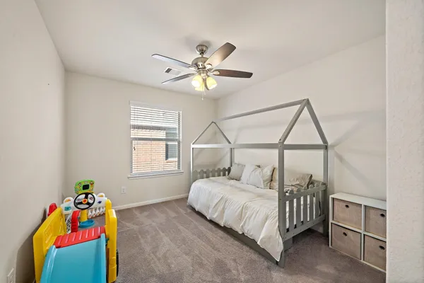 $2,550 | 2815 Bottiglia Way, League City, TX 77573