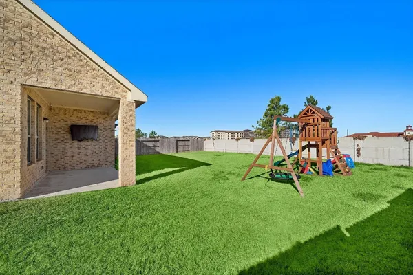 $2,550 | 2815 Bottiglia Way, League City, TX 77573